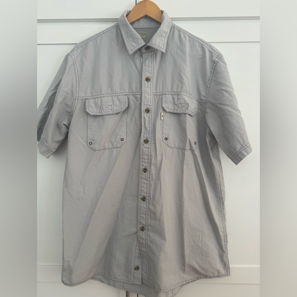 Bass Outdoor Men's Light Gray Casual Button Down Shirt